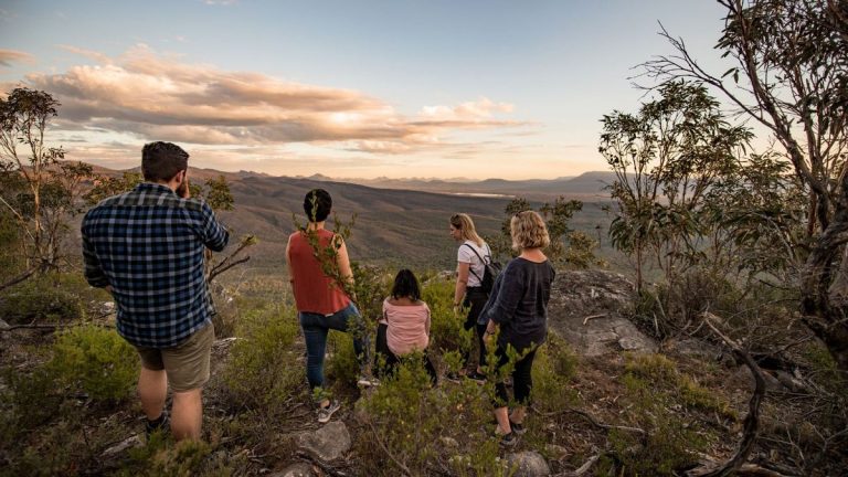 Indigenous-led tourism: How to choose a travel experience that benefits  people and nature | Euronews